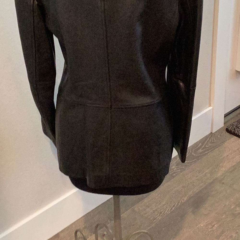 Black leather coat by Frenchi in size Large. Like new!! - Picture 5 of 5